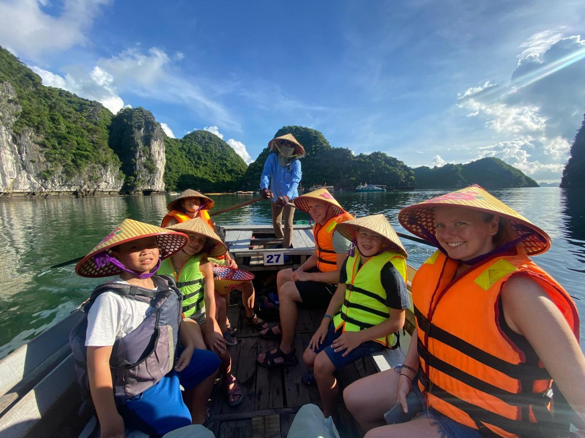 Halong Sapphire Cruises Ha Long Exterior foto